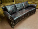 BRADINGTON YOUNG, RICHARDSON MATCHING LEATHER SOFA & CHAIR (MAHOGANY)