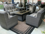 Beautiful Agio Patio 5 PC Fire pit Sofa set!