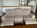 LA-Z Boy Recliner Couch Sofa