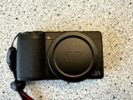 Ricoh GR IIIx. Mint.