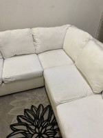 White Sectional Sofa with Right Hand Chaise