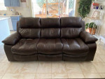 leather sofa recliner