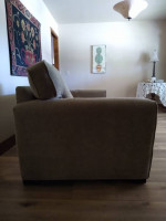 SOFA / COUCH