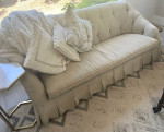 2 beautiful Couches-Sofa