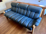 MID CENTURY DANISH MODERN TEAK & LEATHER SOFA FROM EKORNES BY STRESSLE
