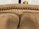 Compact Loveseat / Couch / Davanport / Sofa