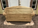 Compact Loveseat / Couch / Davanport / Sofa