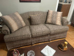Classy full sz sofa & chair!
