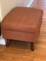 80" Sofa w/ matching storage ottoman