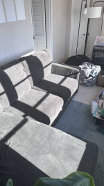 Sofa w/ Chaise