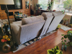 Very Comfortable Reclining Loveseat Sofa