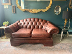 BEAUTIFUL CHESTERFIELD GENUINE LEATHER TUFTED LOVESEAT SOFA