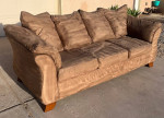 Free Delivery!! Recently clean single couch/ Sofa