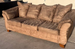 Free Delivery!! Recently clean single couch/ Sofa