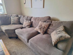 Sofa / Sectional