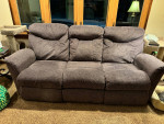 Power recliner sofa