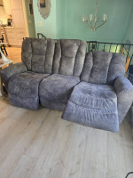 Power recliner sofa