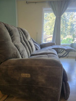 Power recliner sofa