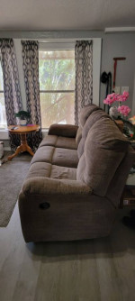 87" 3 person recliner sofa