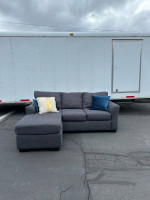 Grey Sectional Sofa w/ Reversible Chaise