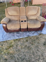 Glider/Reclining Sofa