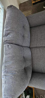 Loveseat/sofa
