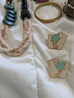 Mixed Lot Costume Jewelry Some Broken For Parts Arts Crafts