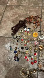 Costume jewelry lot