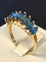 Gold lady’s ring