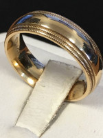 gold man's wedding band