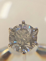 Diamond solitaire