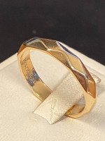14 K Gold wedding band