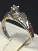 diamond engagement ring