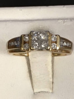 diamond engagement ring