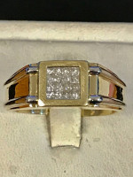 diamond Man’s gold ring