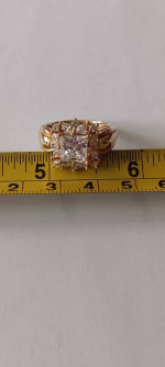 14k yellow Gold with CZ ring