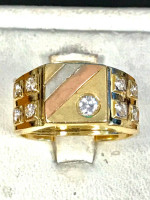 Gold man’s CZ ring