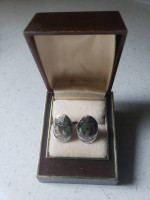 Cufflinks