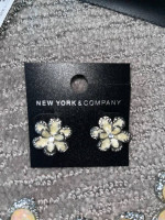 New York & Company NEW jewelry set!