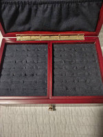 * BEAUTIFUL WOOD JEWELRY BOX (5 sections)