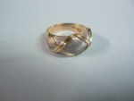 14K solid gold ring domed frosted texture excellent cond size 6-1/2