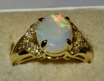 Beautiful Ladies Opal Ring Size 7.5