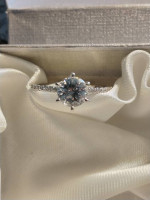 Diamond ring 1.00 ct 10k