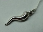14 Kt Whie Gold Italian Horn Cornicello Pendant 32 mm