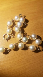 14K 7" Pearl Bracelet.