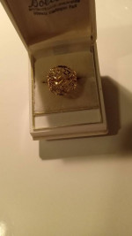 18K GOLD RING SIZE 6 1/2