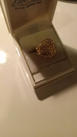 18K GOLD RING SIZE 6 1/2