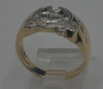14kt yellow gold ring size10 8.6 grams w 12 diamonds crescent moon