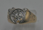 14kt yellow gold ring size10 8.6 grams w 12 diamonds crescent moon