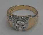 14kt yellow gold ring size10 8.6 grams w 12 diamonds crescent moon